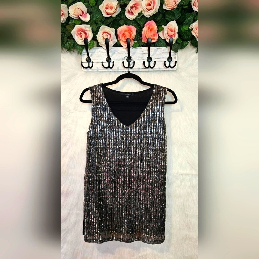 Sloane & Sadie Party Sequin Sleeveless Top